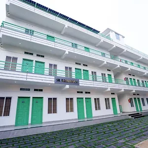 Lodge Sr Residency